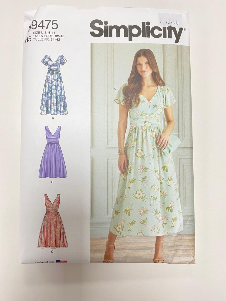 Simplicity S9475 - Sweetheart Neckline Dresses