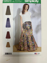 Simplicity S8923 - Pull on Flared Maxi Skirt with Godets