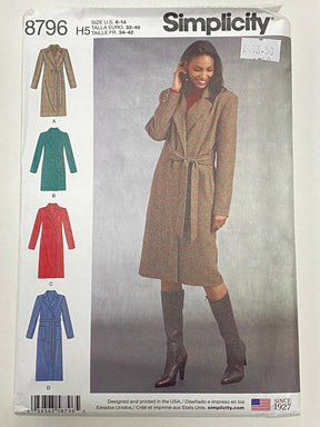 Simplicity S8796 - Lined Collared Coat