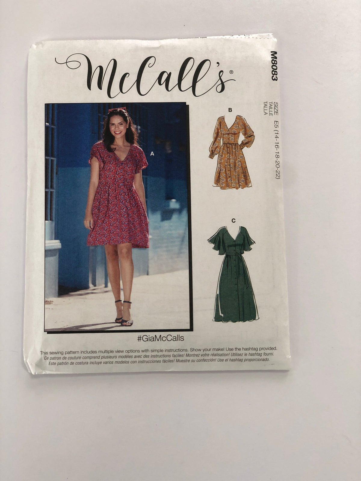 McCall's M8083 - Buttoned Dress with Belt